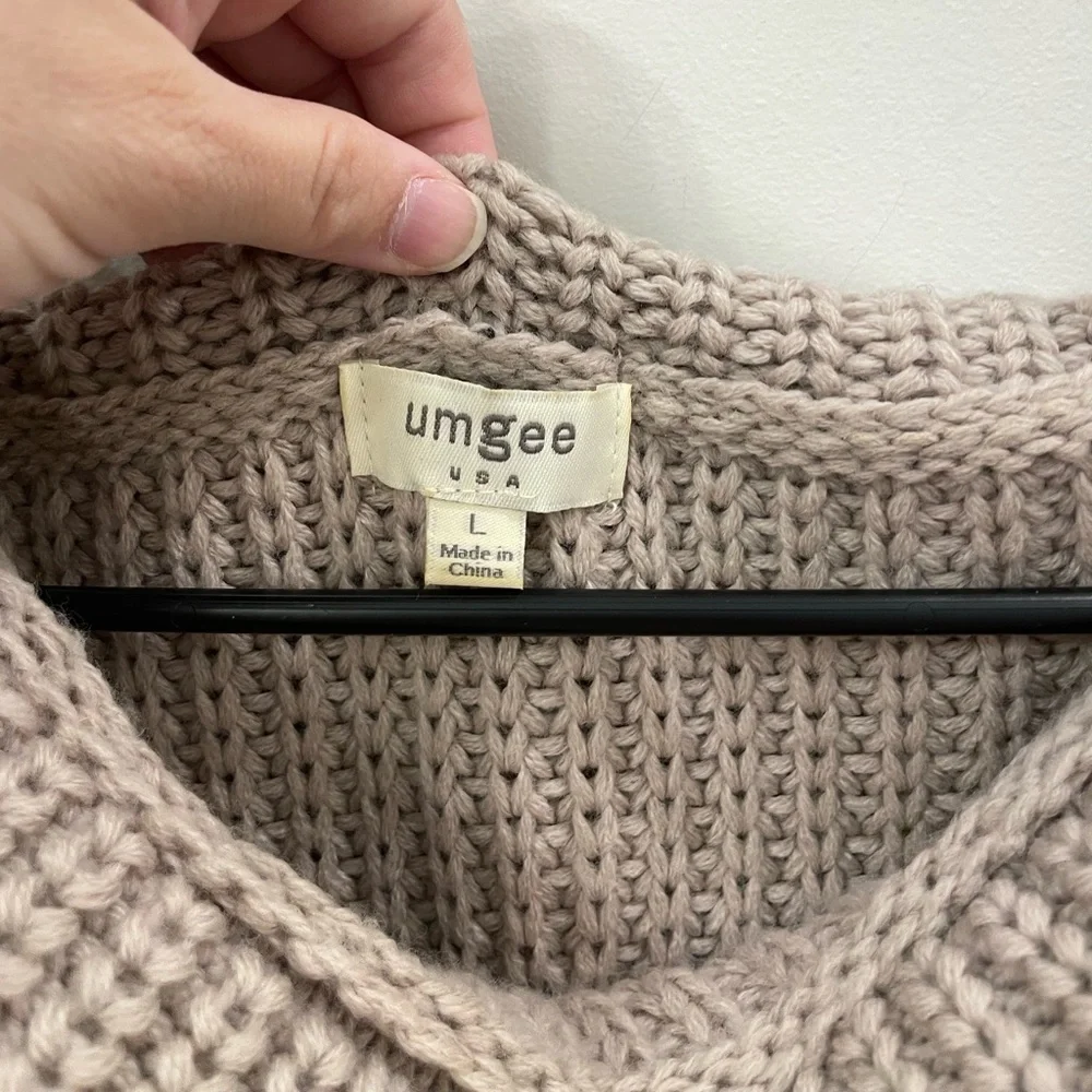 Umgee Oversized Mauve Cowl Neck Off the Shoulders Comfort Sweater Size Large - Picture 5 of 6